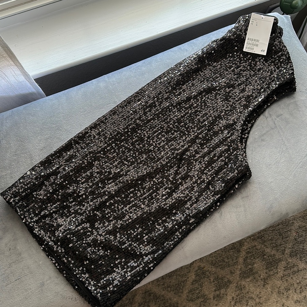 H&M sequin halter top L NWT